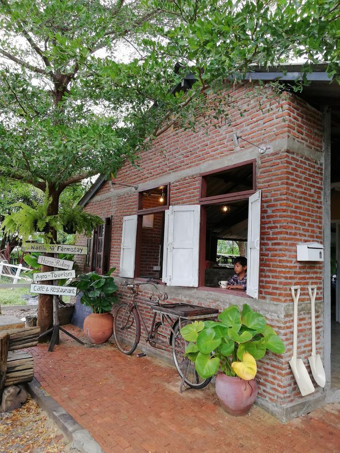 Wanlapa Farmstay Ban Khok Krathiam Exterior photo