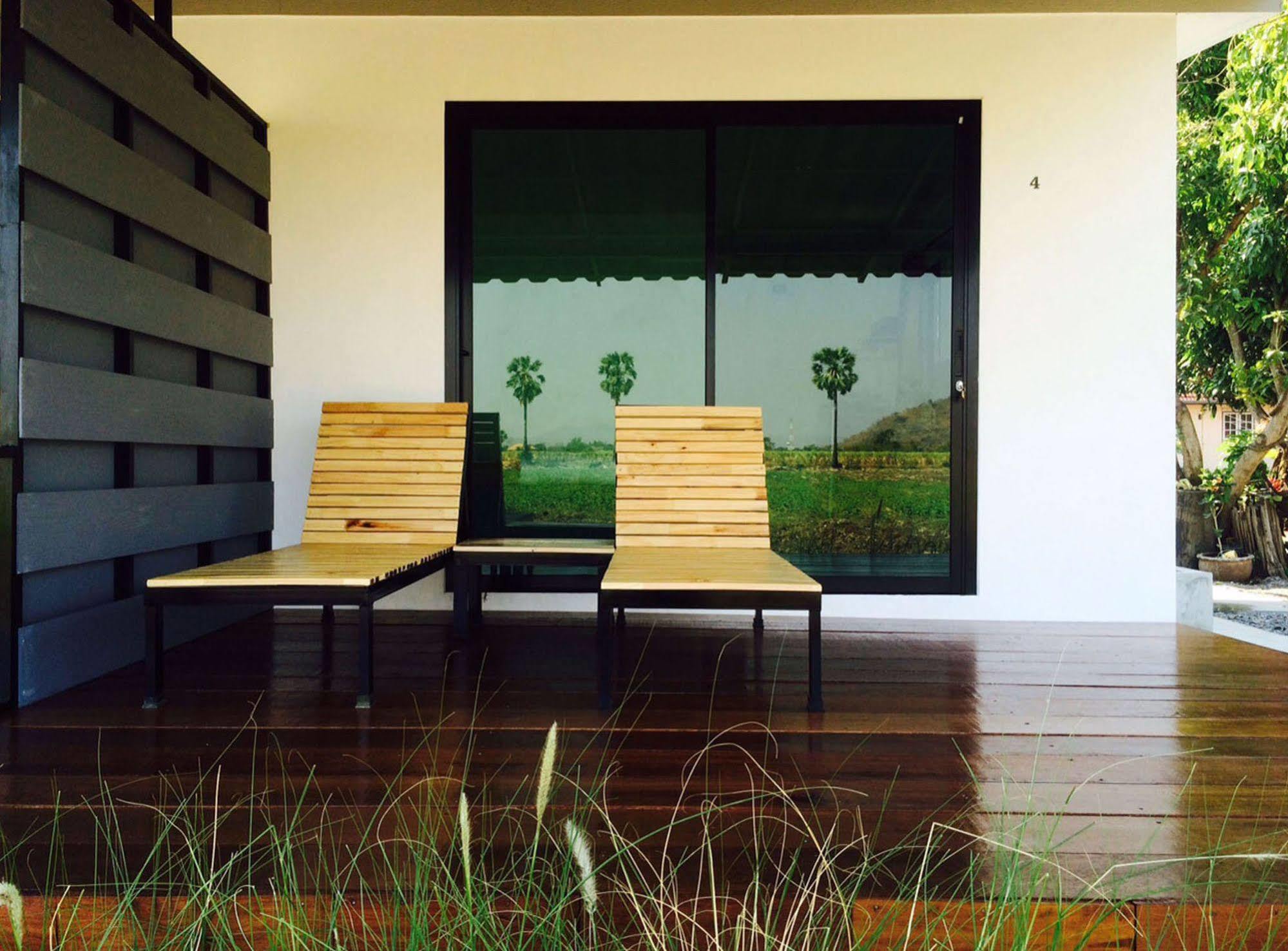 Wanlapa Farmstay Ban Khok Krathiam Exterior photo